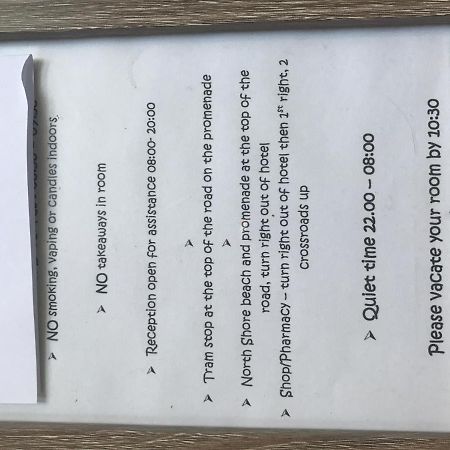 Number 40 - No Multiple Room Bookings Blackpool Ngoại thất bức ảnh