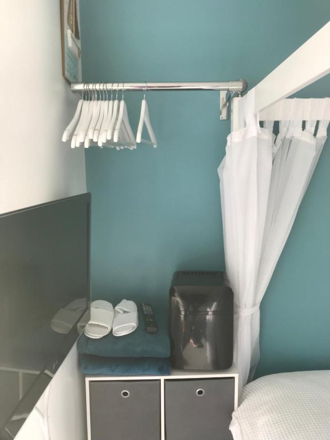 Number 40 - No Multiple Room Bookings Blackpool Ngoại thất bức ảnh