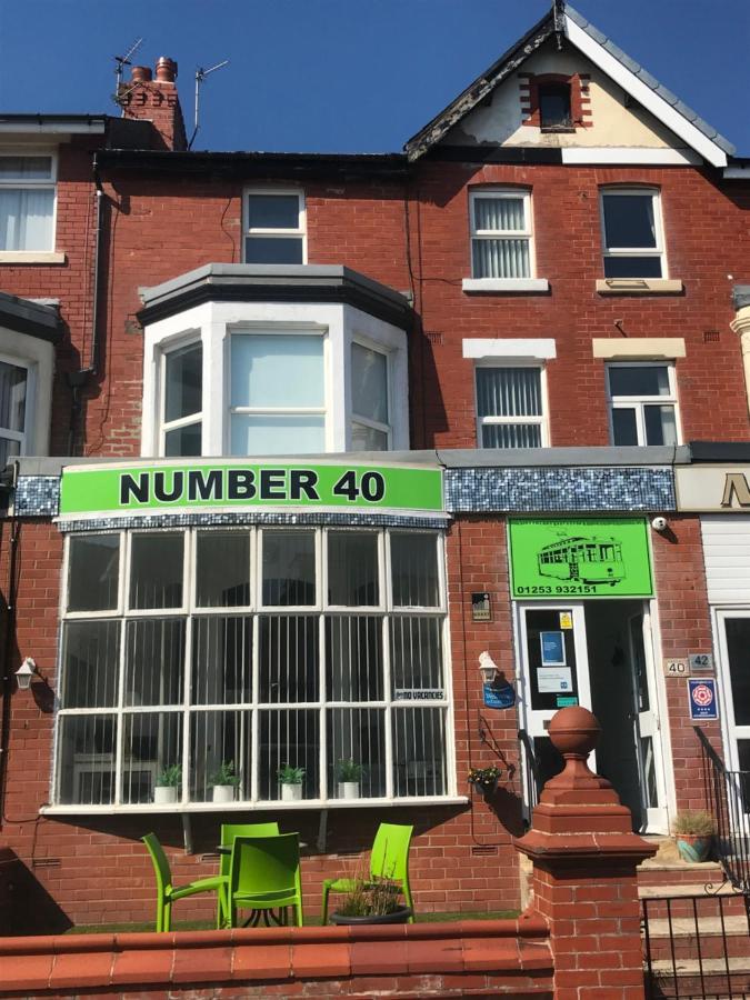 Number 40 - No Multiple Room Bookings Blackpool Ngoại thất bức ảnh
